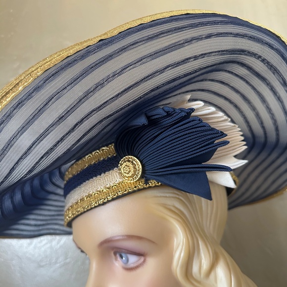FAMOUS DESIGNER 1970s\' NAVY, WHITE & GOLD WIDE BRIM HAT + NAVY SEQUINS
